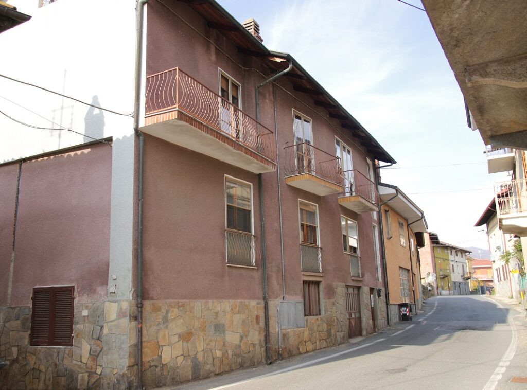 Casa semi-indipendente in vendita in Giaveno