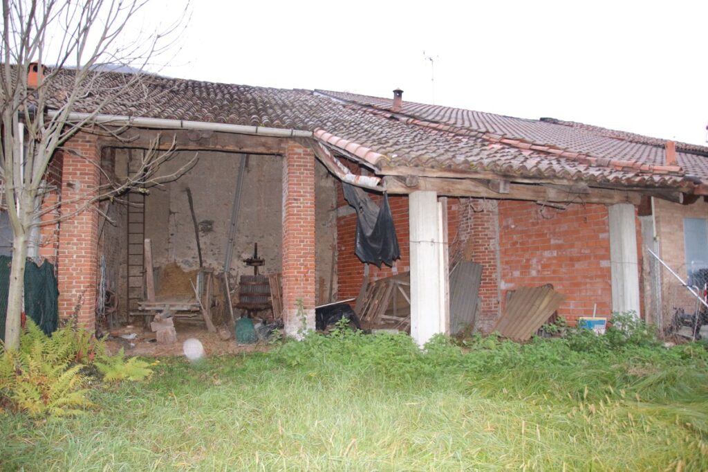 Immobiliare Giavenense 8